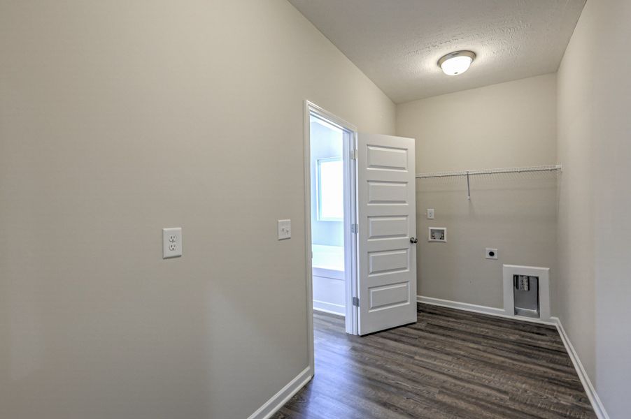 Spacious, unfurnished interior of a new home in Collin's Place, Decherd (Image 36).