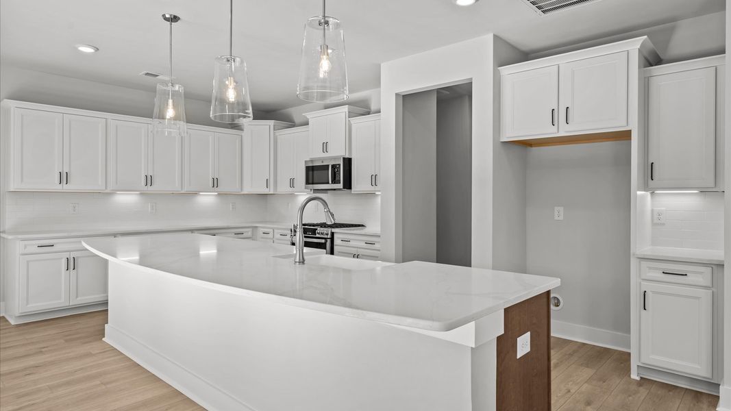 Furnished interior view inside a new home in Wells Crossing, Seneca (Image 11).