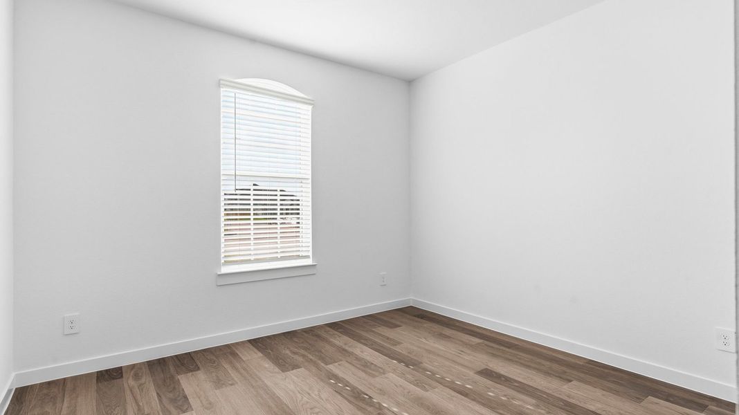 Representative unfurnished interior of a home built from the Fannin by D.R. Horton in Lago Mar 50' Homesites, Texas City (Image 27).