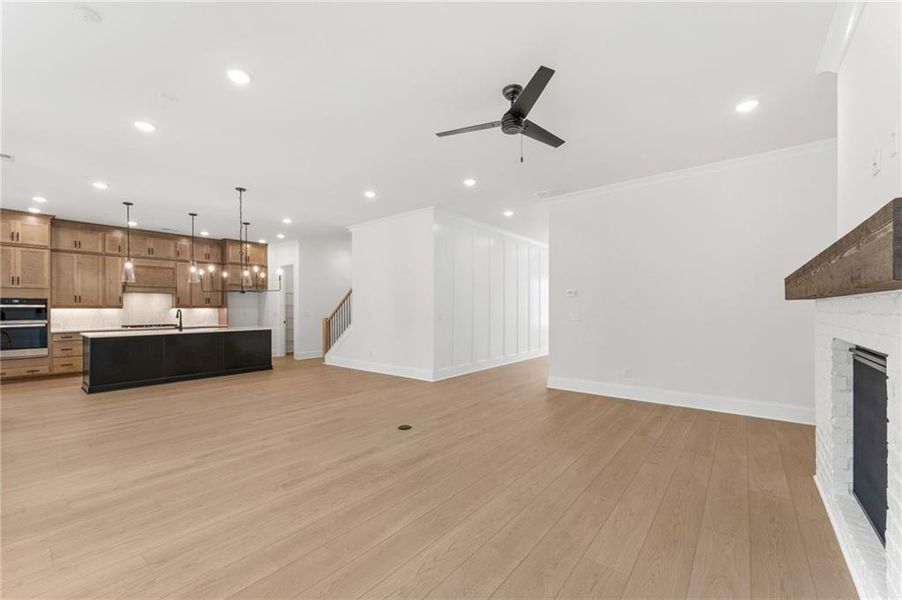 Spacious, unfurnished interior of a new home in Linden Grove, Powder Springs (Image 28).