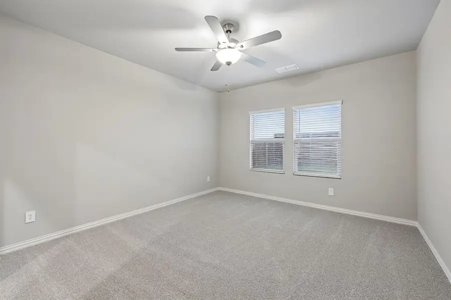 Spacious, unfurnished interior of a new home in Parks at Foster Crossing - Spring Series, Anna (Image 20). Spacious, unfurnished interior of a new home in Parks at Foster Crossing - Spring Series, Anna (Image 20).