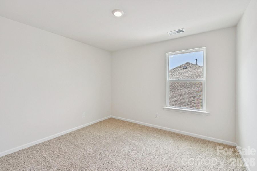 Spacious, unfurnished interior of a new home in Laurelbrook, Sherrills Ford (Image 22).