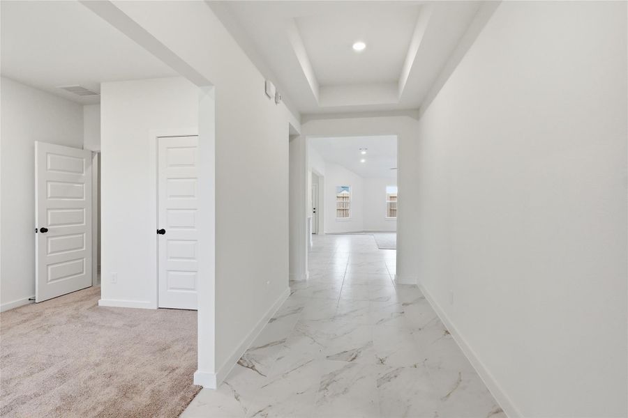 Spacious, unfurnished interior of a new home in Foxtail Palms, Manvel (Image 22). Spacious, unfurnished interior of a new home in Foxtail Palms, Manvel (Image 22).