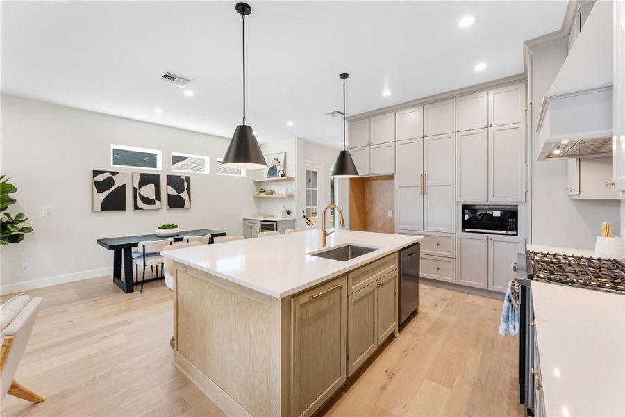 Image 30 of a home in .