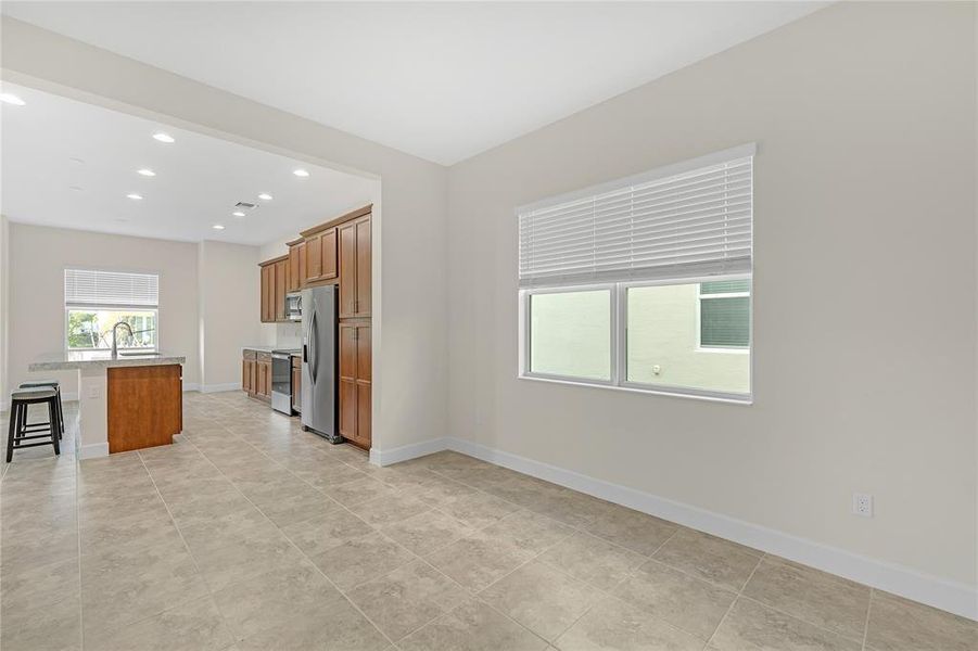 Spacious, unfurnished interior of a new home in , Loxahatchee (Image 23).