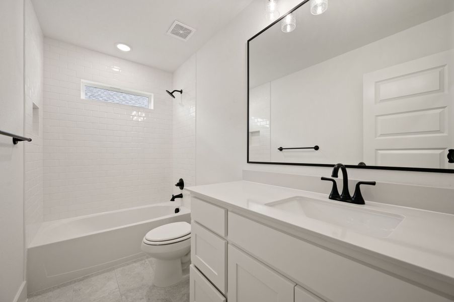 Representative furnished interior of a home built from the Ashley by Our Country Homes in Parks of Aledo, Aledo (Image 40).