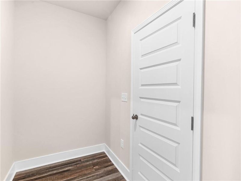 Spacious, unfurnished interior of a new home in , Mansfield (Image 33).