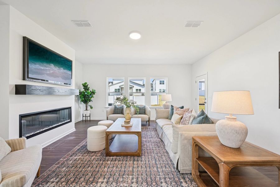 Representative images and renderings are for illustrative purposes. Actual structural options and design finishes of home may vary.