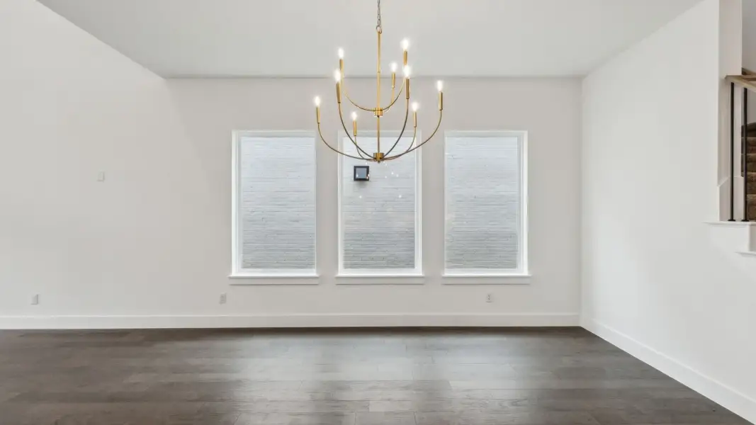 Spacious, unfurnished interior of a new home in Painted Tree 50' Series, McKinney (Image 13).