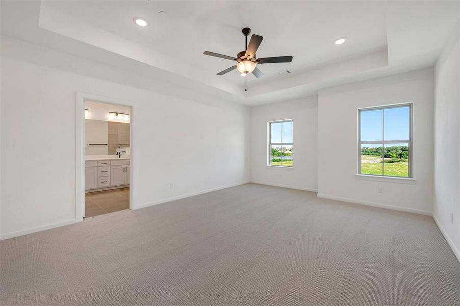 Spacious, unfurnished interior of a new home in Ridgeline Towns, McKinney (Image 35). Spacious, unfurnished interior of a new home in Ridgeline Towns, McKinney (Image 35).