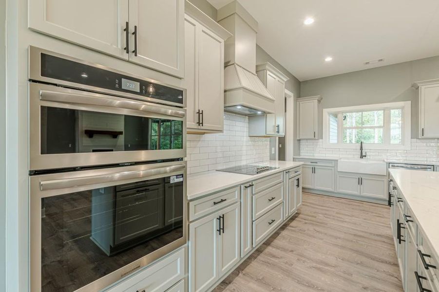 Furnished interior view inside a new home in , Bremen (Image 28).