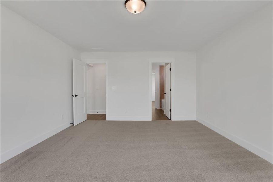 Spacious, unfurnished interior of a new home in Twin Lakes, Hoschton (Image 24).