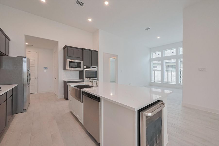 Furnished interior view inside a new home in Lago Mar, Texas City (Image 14).