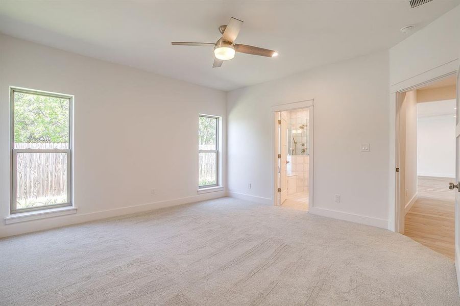 Spacious, unfurnished interior of a new home in , Mineral Wells (Image 25).