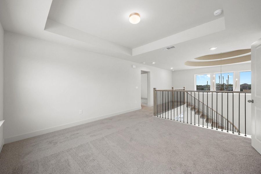 Spacious, unfurnished interior of a new home in Parmer Ranch, Georgetown (Image 19).