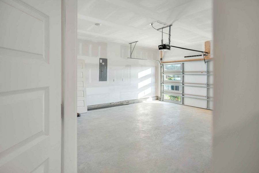 Representative unfurnished interior of a home built from the SEVERN by D.R. Horton in Nexus South, Gallatin (Image 19).