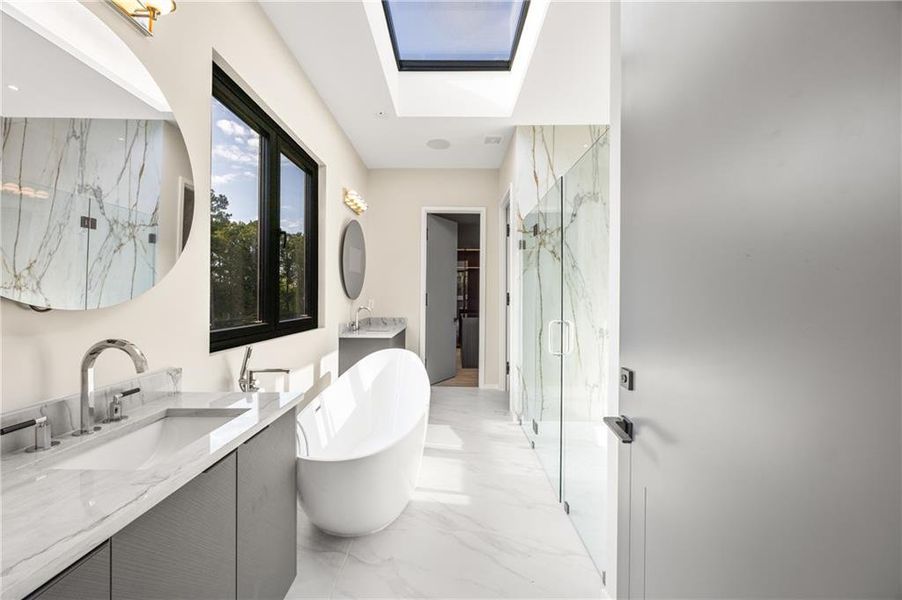 Image 70 of a home in .