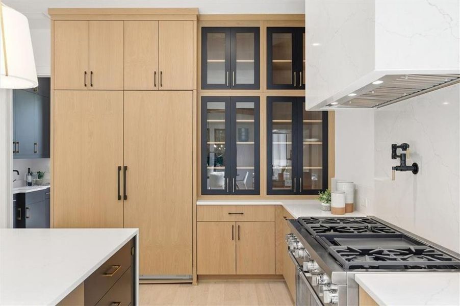 Close-up of interior finishes inside a home in Aster, Roswell (Image 23).