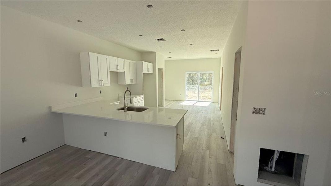 Image 6 of a home in . Image 6 of a home in .