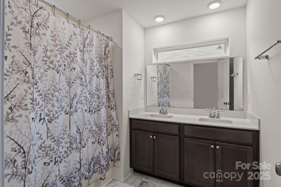 Image 31 of a home in .