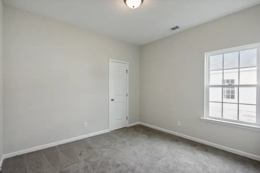 Representative unfurnished interior of a home built from the The Stafford by RTS Homes in Lakeside at Fifteen West, Hinesville (Image 46).
