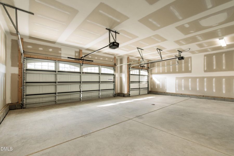 Harmony (32) Harmony (32)