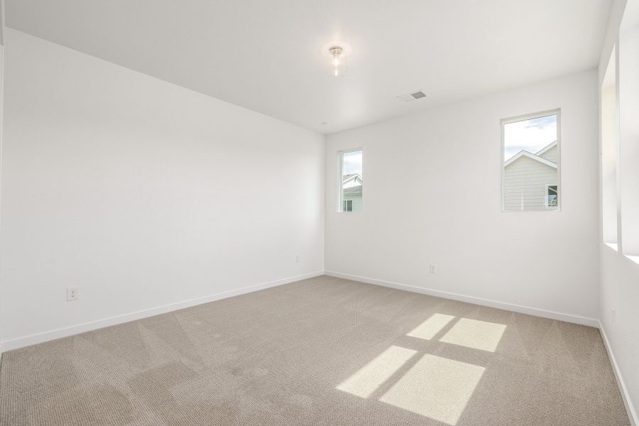 Spacious, unfurnished interior of a new home in Arras Park, Thornton (Image 29).