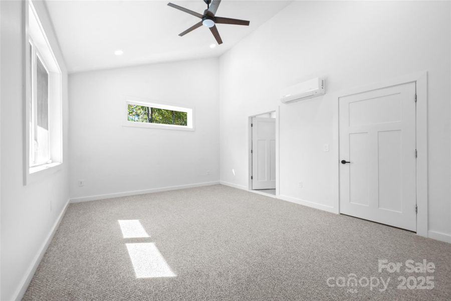 Main-level primary suite