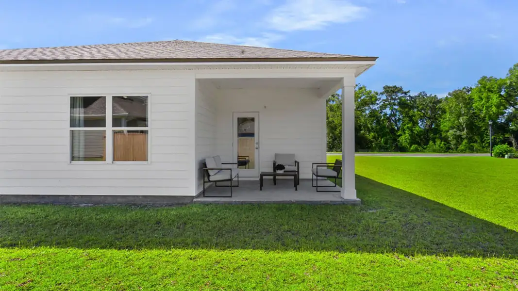 Exterior details and patio area of a home in Abilene Acres, Tallahassee (Image 2). Exterior details and patio area of a home in Abilene Acres, Tallahassee (Image 2).