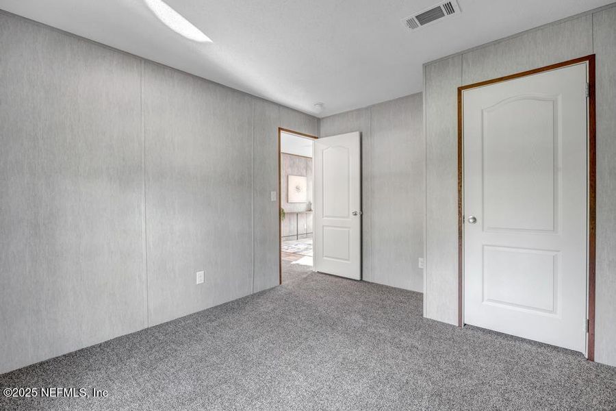 Spacious, unfurnished interior of a new home in , Hastings (Image 22).