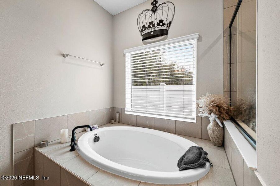 Close-up of interior finishes inside a home in , Middleburg (Image 20).