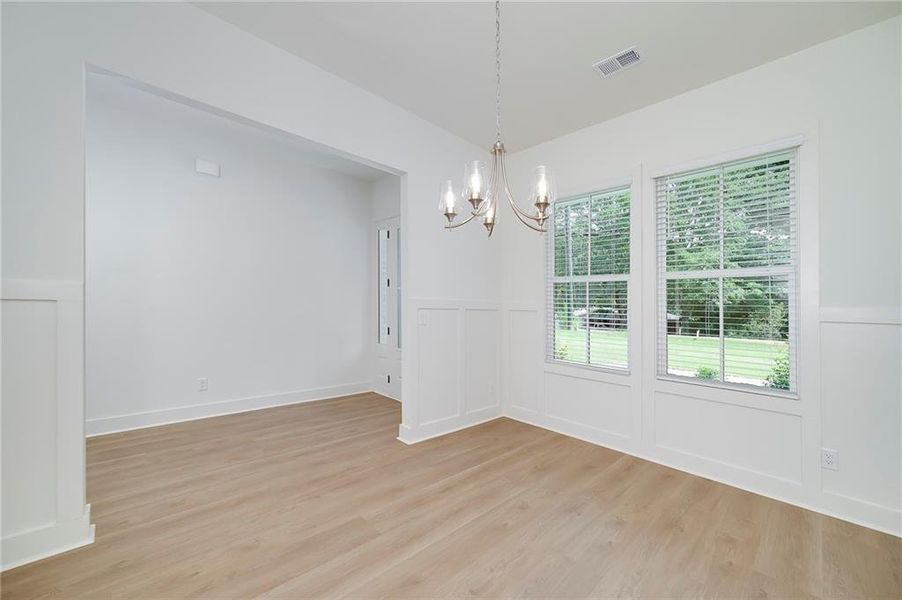 Spacious, unfurnished interior of a new home in , Gainesville (Image 14).