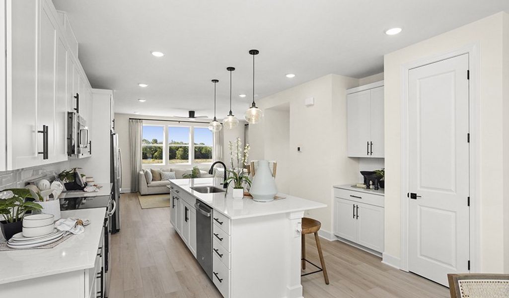 Kimberly-E19K-TheCrossingsatBartonVillage Kitchen