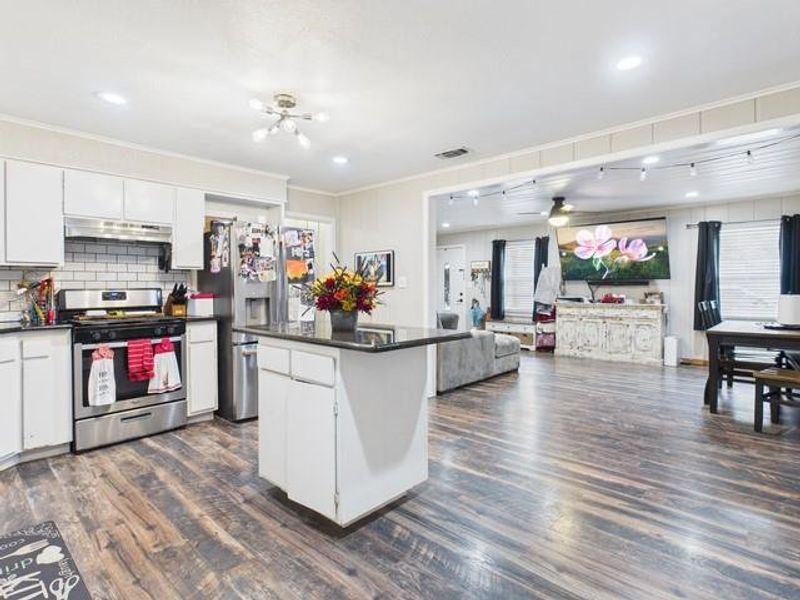 Furnished interior view inside a new home in , Athens (Image 23).