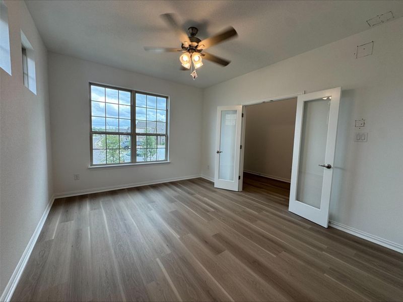 Spacious, unfurnished interior of a new home in Anthem, Kyle (Image 6).