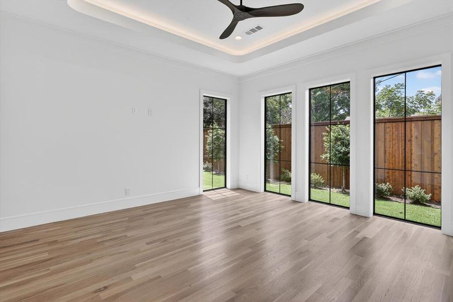 Spacious, unfurnished interior of a new home in , Dallas (Image 20). Spacious, unfurnished interior of a new home in , Dallas (Image 20).