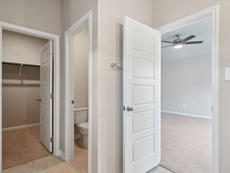 Image 23 of a home in Comanche Ridge.