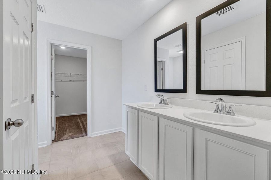 Furnished interior view inside a new home in Panther Creek, Jacksonville (Image 4).