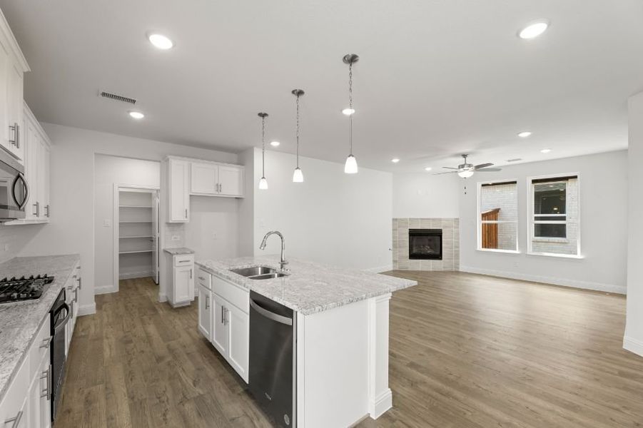 Representative furnished interior of a home built from the Cedar by UnionMain Homes in Edgewater, Fate (Image 9). Representative furnished interior of a home built from the Cedar by UnionMain Homes in Edgewater, Fate (Image 9).