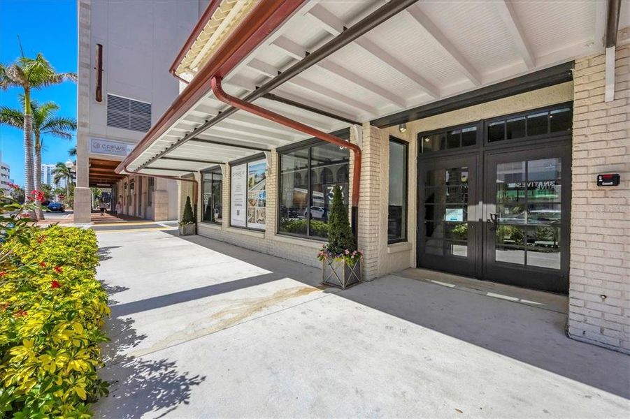 Front exterior of a new home in , Sarasota, FL, highlighting curb appeal (Image 24).