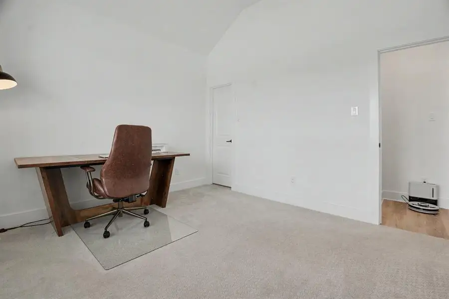 Image 30 of a home in .
