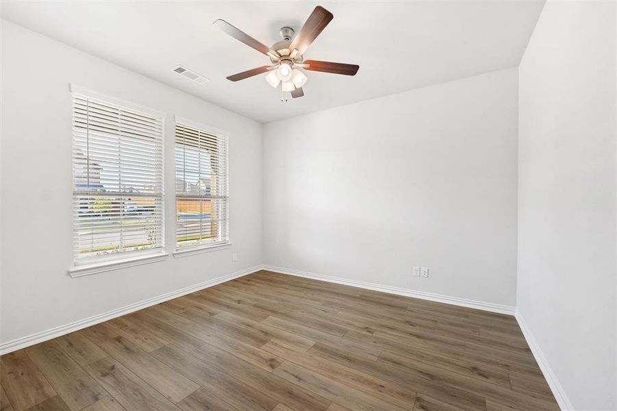 Spacious, unfurnished interior of a new home in Northstar, Haslet (Image 23).