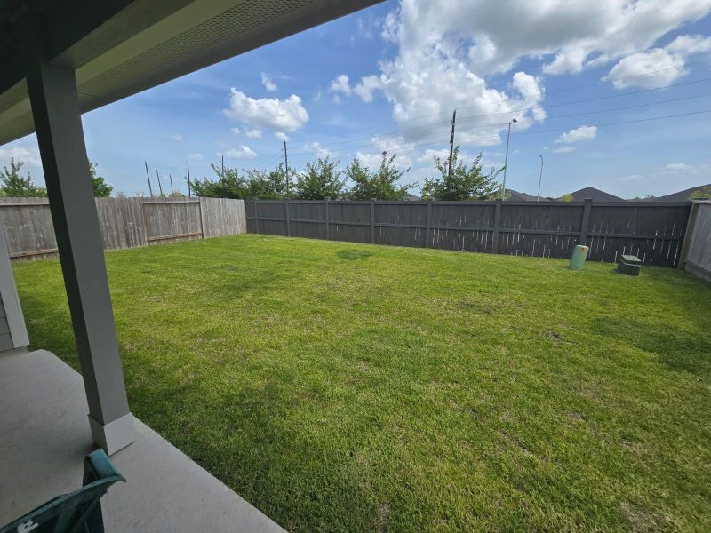 Exterior details and patio area of a home in Sorrento, Richmond (Image 8).