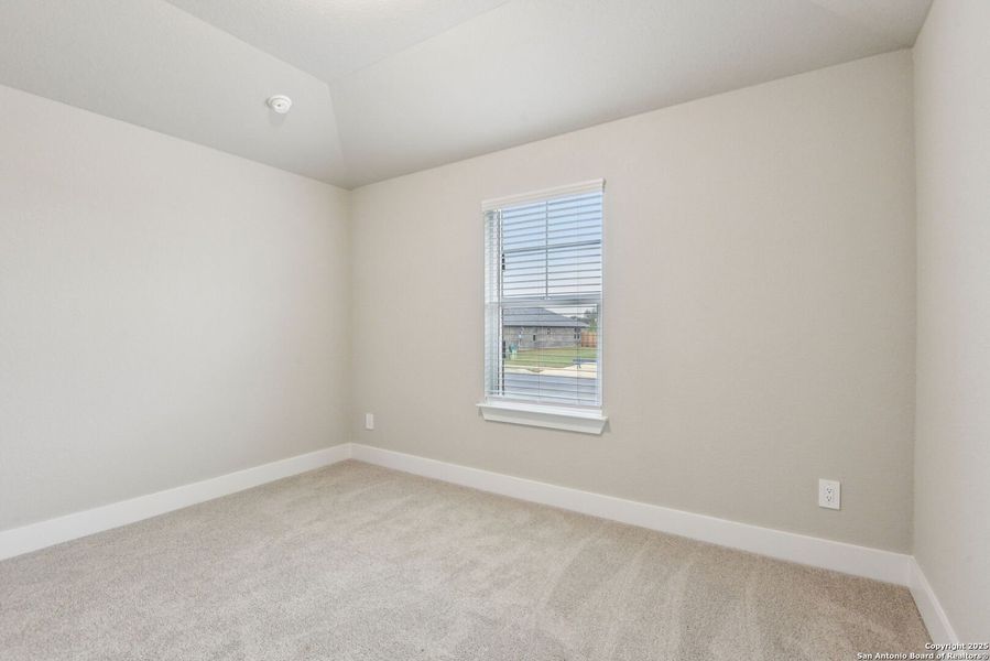 Spacious, unfurnished interior of a new home in Carmel Ranch, Schertz (Image 44).
