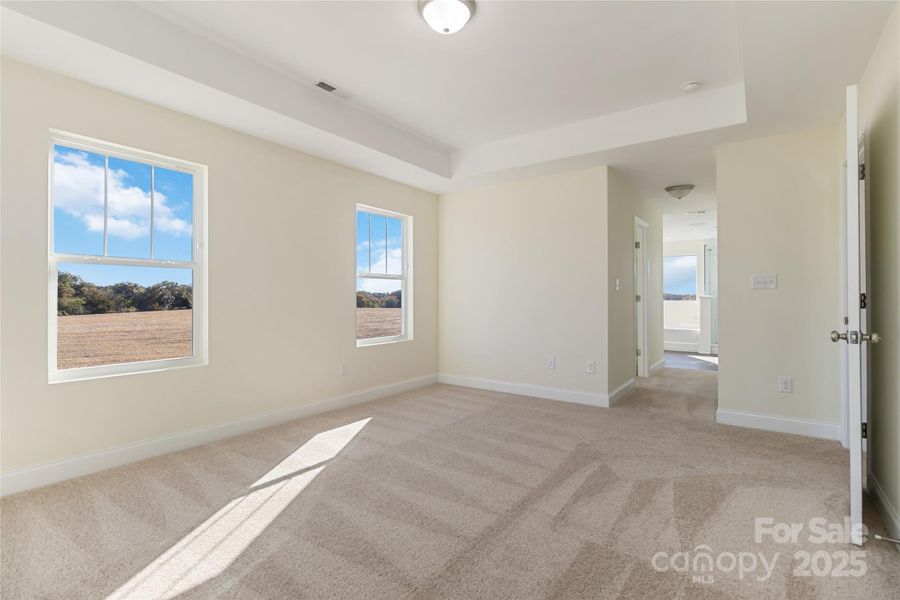 Spacious, unfurnished interior of a new home in , Monroe (Image 23).