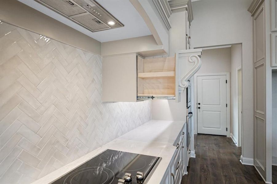 Image 35 of a home in .