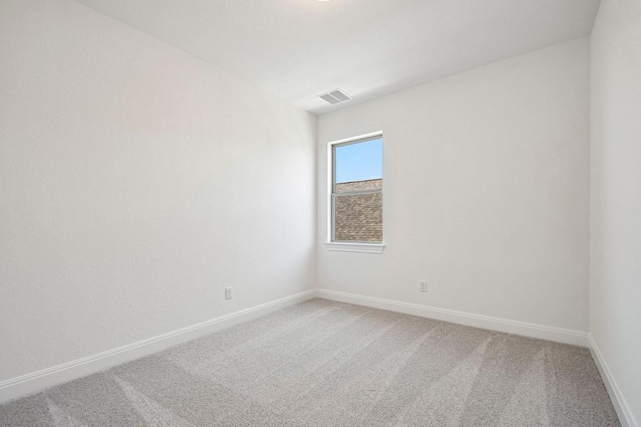 Spacious, unfurnished interior of a new home in 6 Creeks, Kyle (Image 13). Spacious, unfurnished interior of a new home in 6 Creeks, Kyle (Image 13).