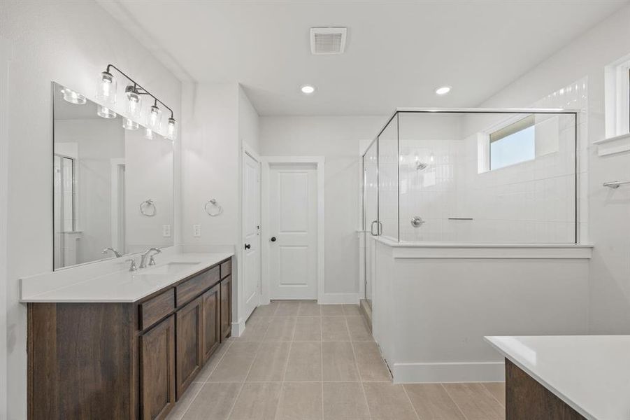 Furnished interior view inside a new home in The Heights at Uptown Celina, Celina (Image 7). Furnished interior view inside a new home in The Heights at Uptown Celina, Celina (Image 7).