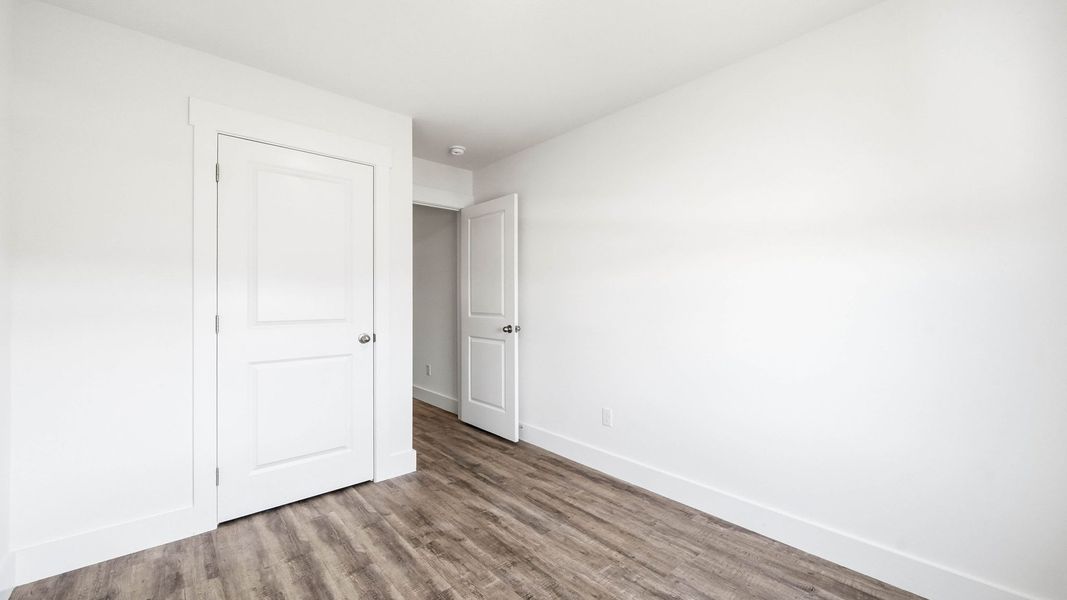 Spacious, unfurnished interior of a new home in The Arbor Townhomes, Kingsport (Image 11).