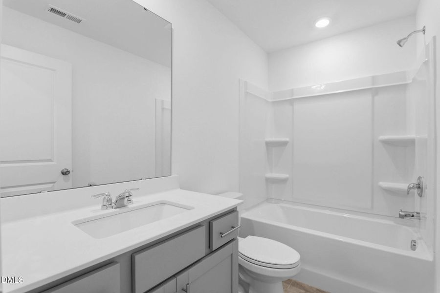 SUN_WesleyDowns_Pic_Davidson-29